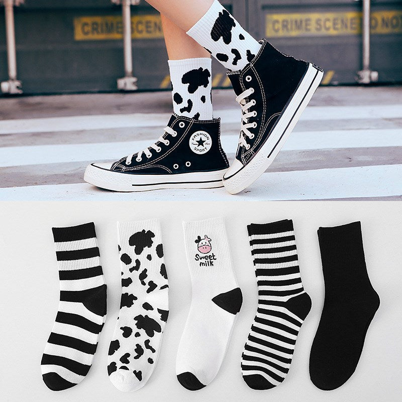 Women's Cartoon Printed Mid Tube Cotton Socks