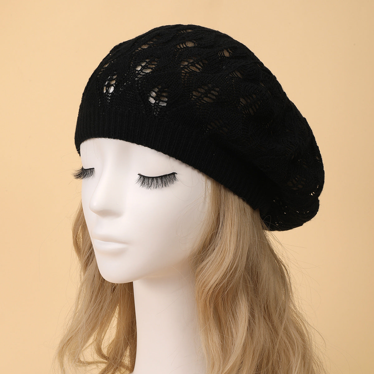 Hollow Breathable Fashion Cap Fashion